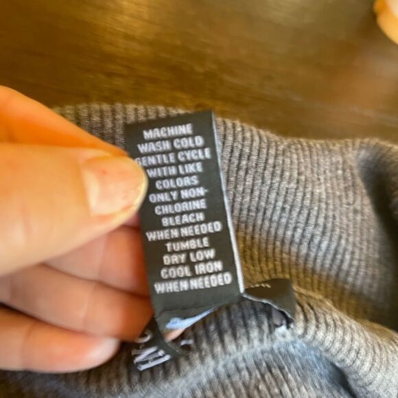 INC International Concepts Sweater  - Picture 6 of 6